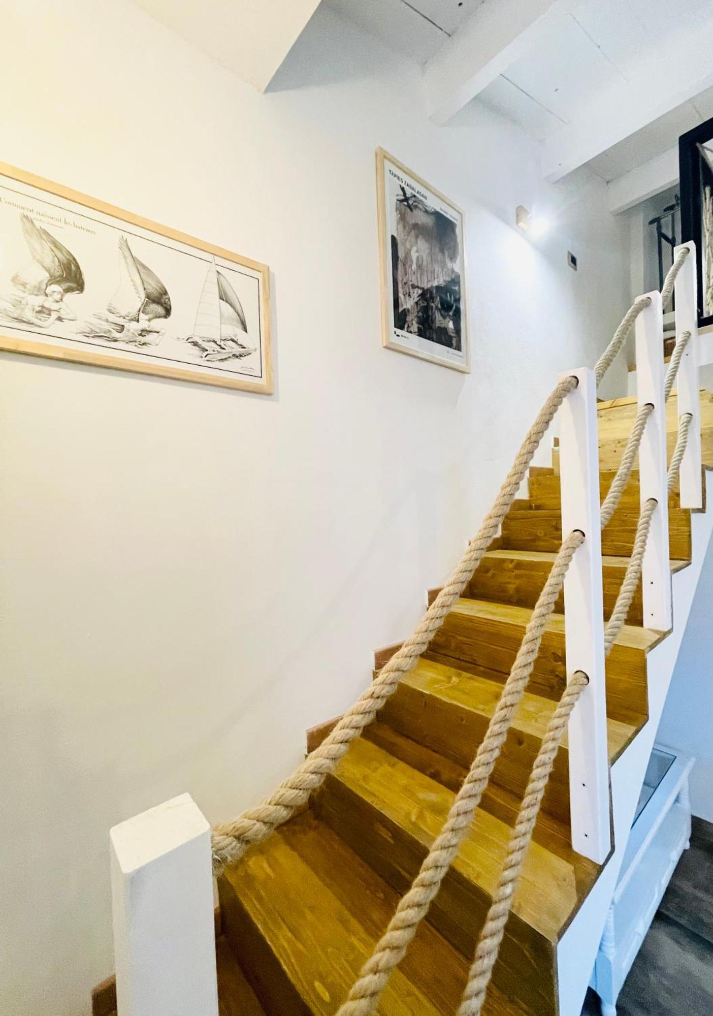 Dali Art Room ألغيرو المظهر الخارجي الصورة
